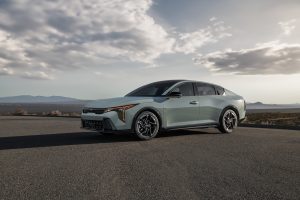 Se lanzó la preventa del nuevo KIA K4